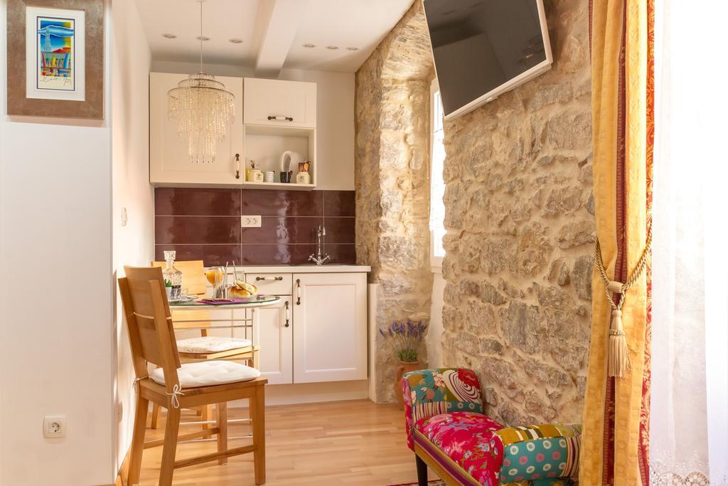 Studios Aurelia Palace Split Szoba fotó
