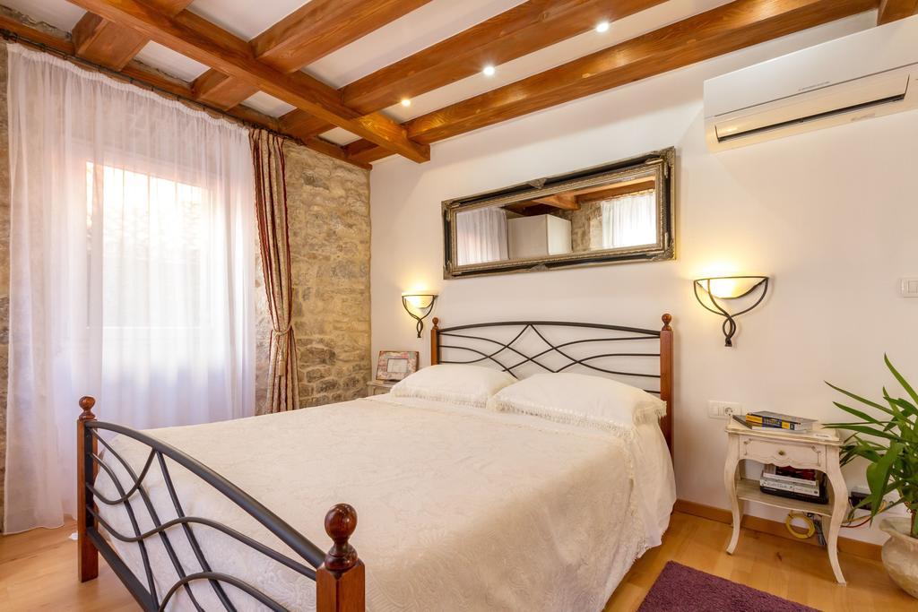 Studios Aurelia Palace Split Szoba fotó